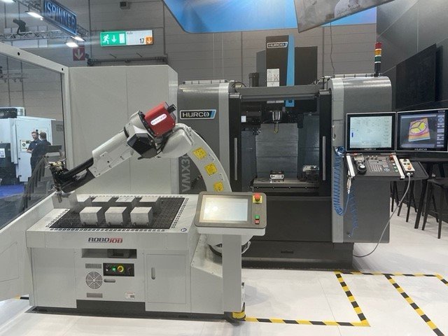 Mill-Assist Essential i + HURCO VMX30HSi (2)